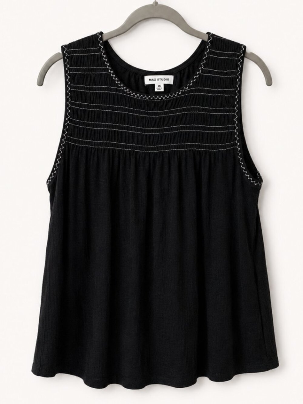 Max Studio Black Sleeveless White Smocked Sleeveless Top Blouse Size 1X